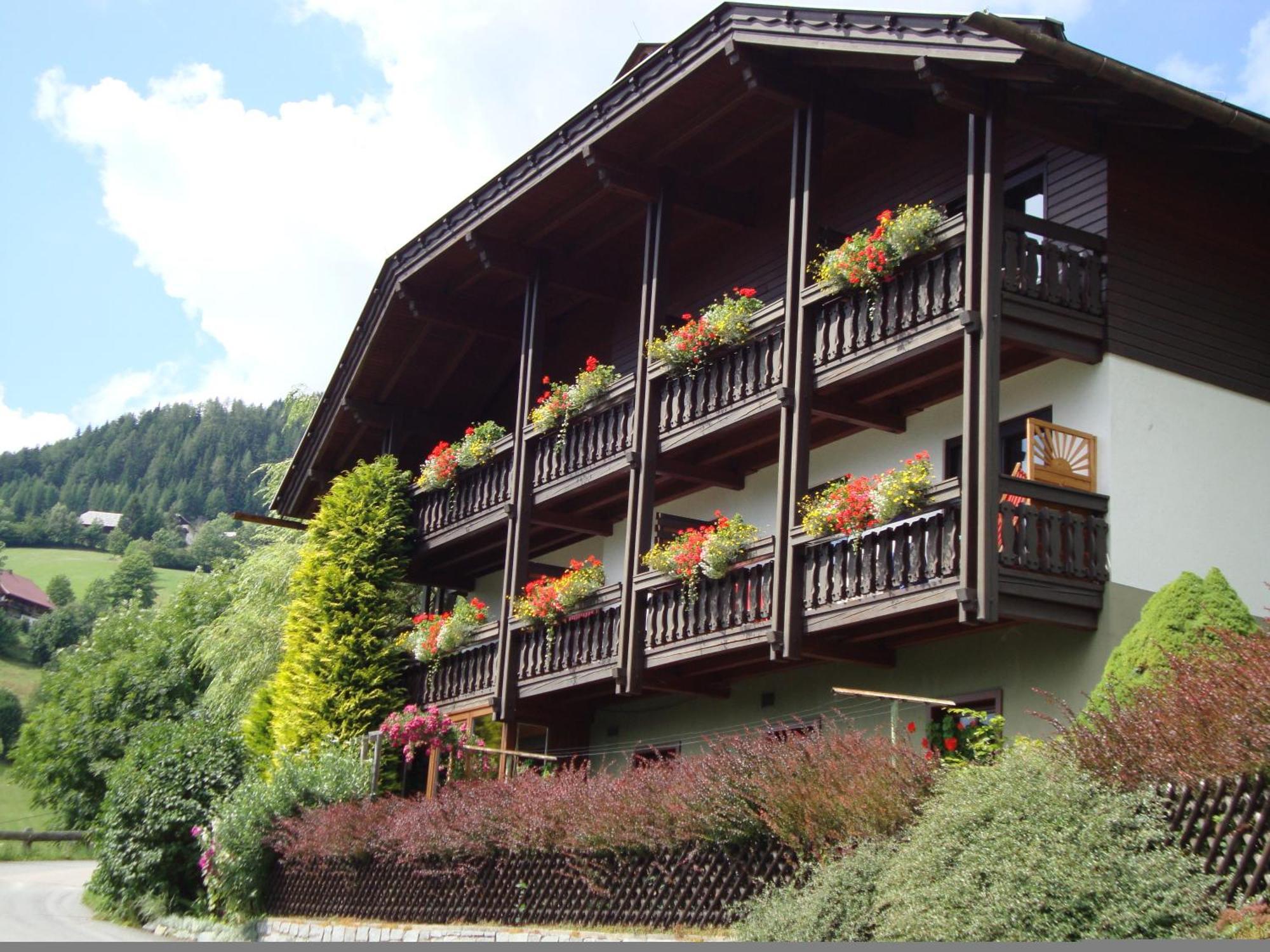 Kroenhof Hotel Bad Kleinkirchheim Exterior photo